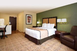 Extended America - - Newark Hotel